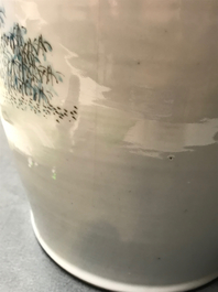 Un vase en porcelaine de Chine qianjiang cai, 19/20&egrave;me